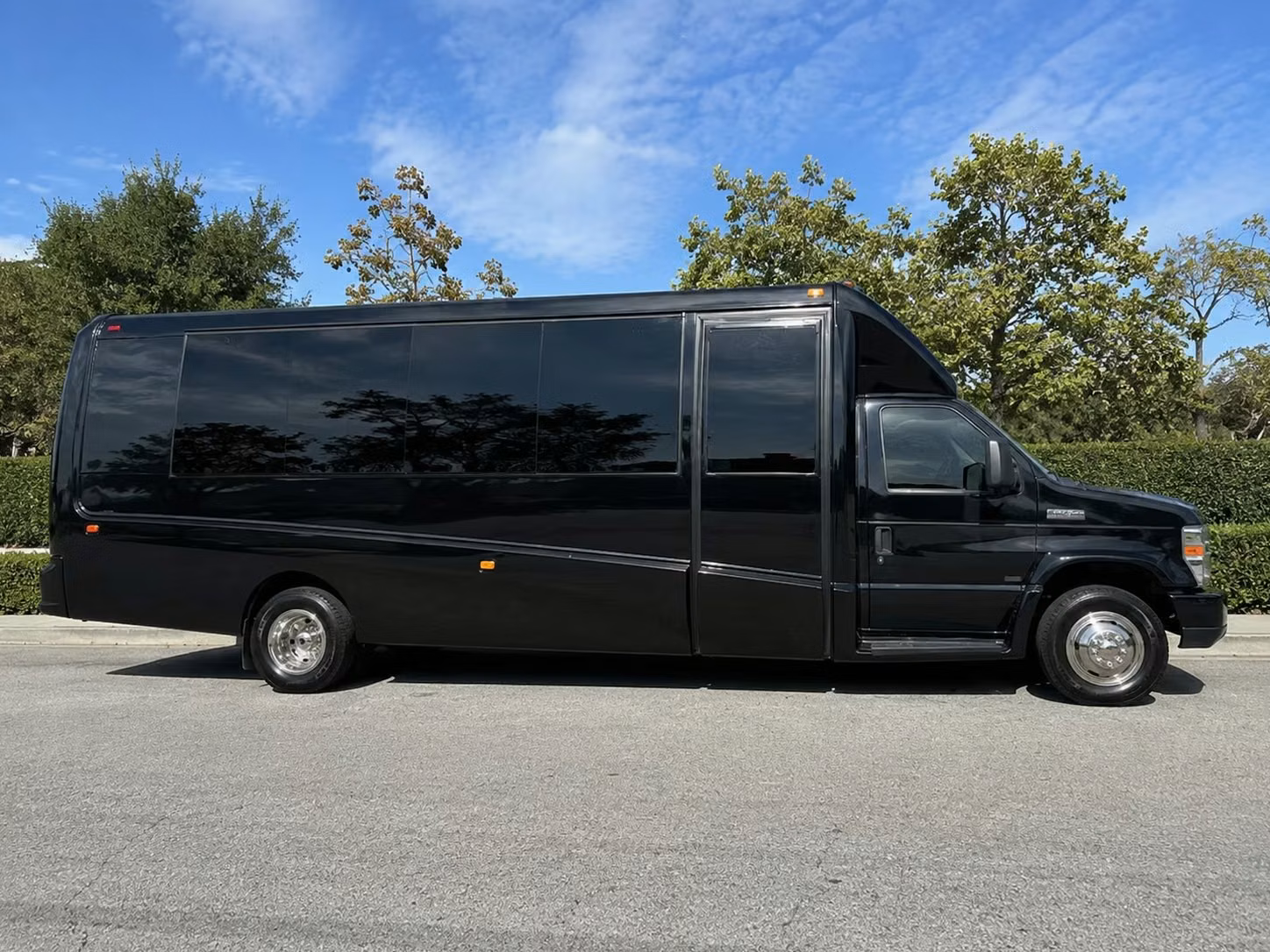 18 passenger minibus