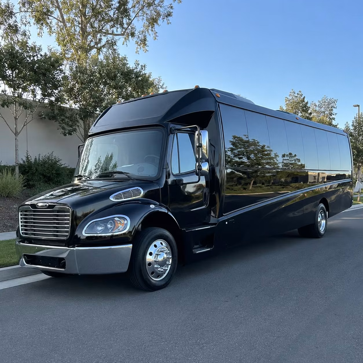 35 passenger minibus