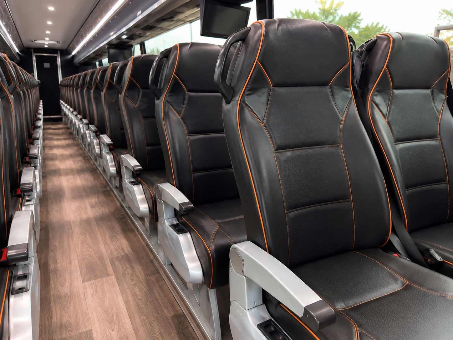 charter buses for large high point prom classes traveling together