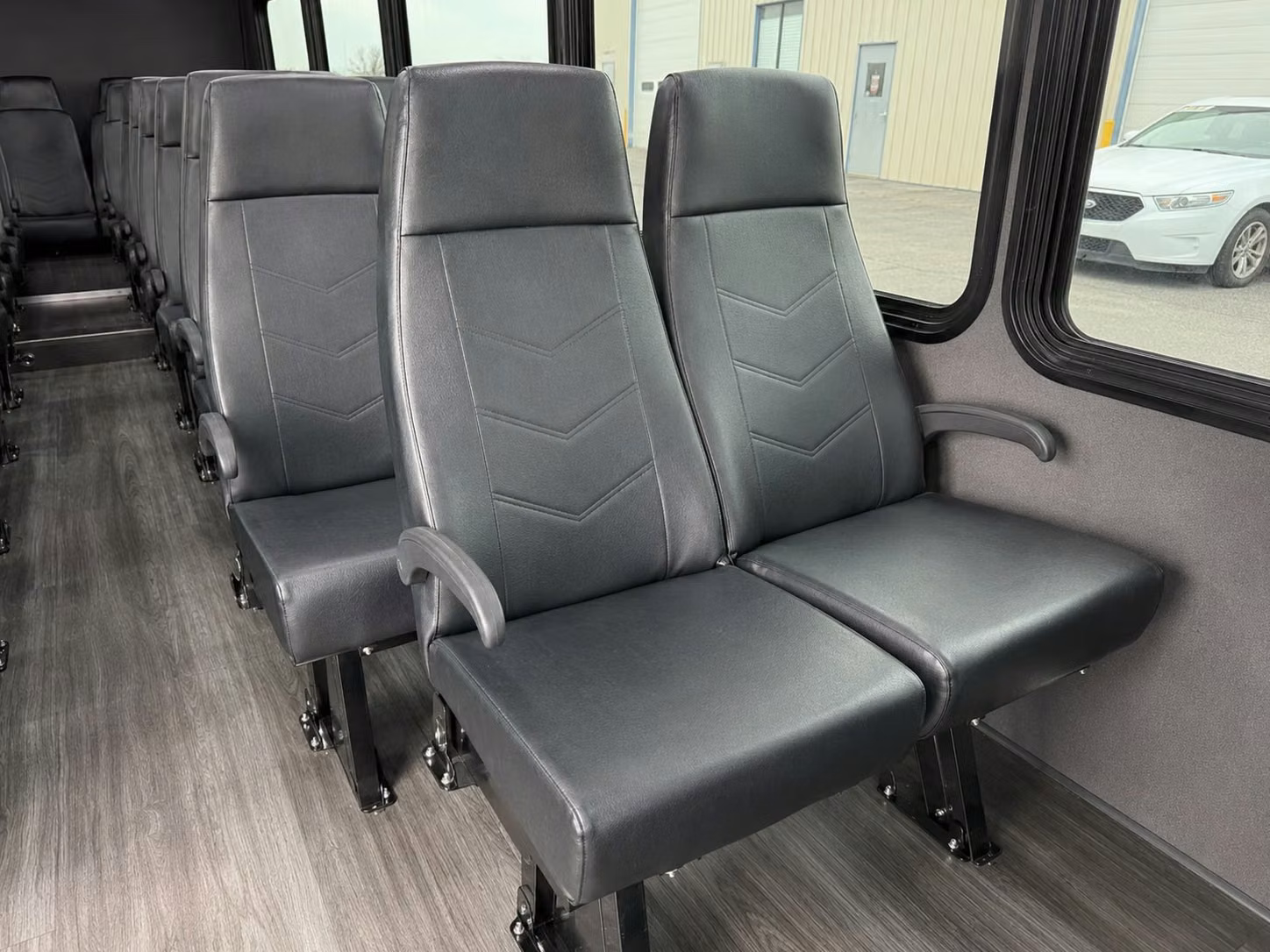 high point 15 passenger minibus rental