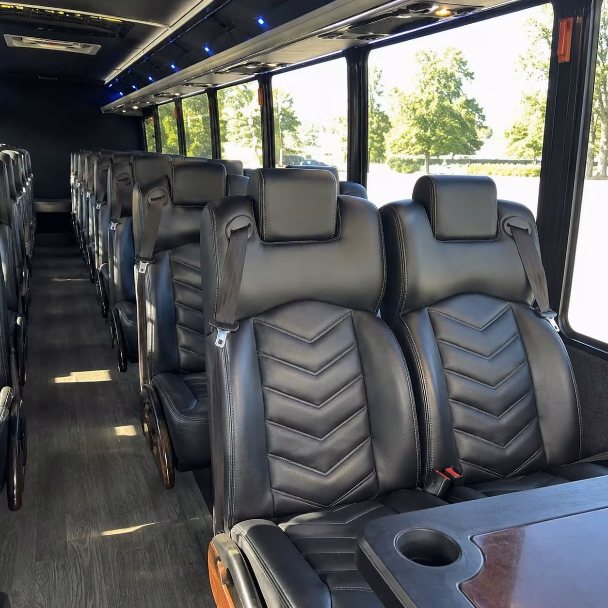 high point 28 passenger minibus rental