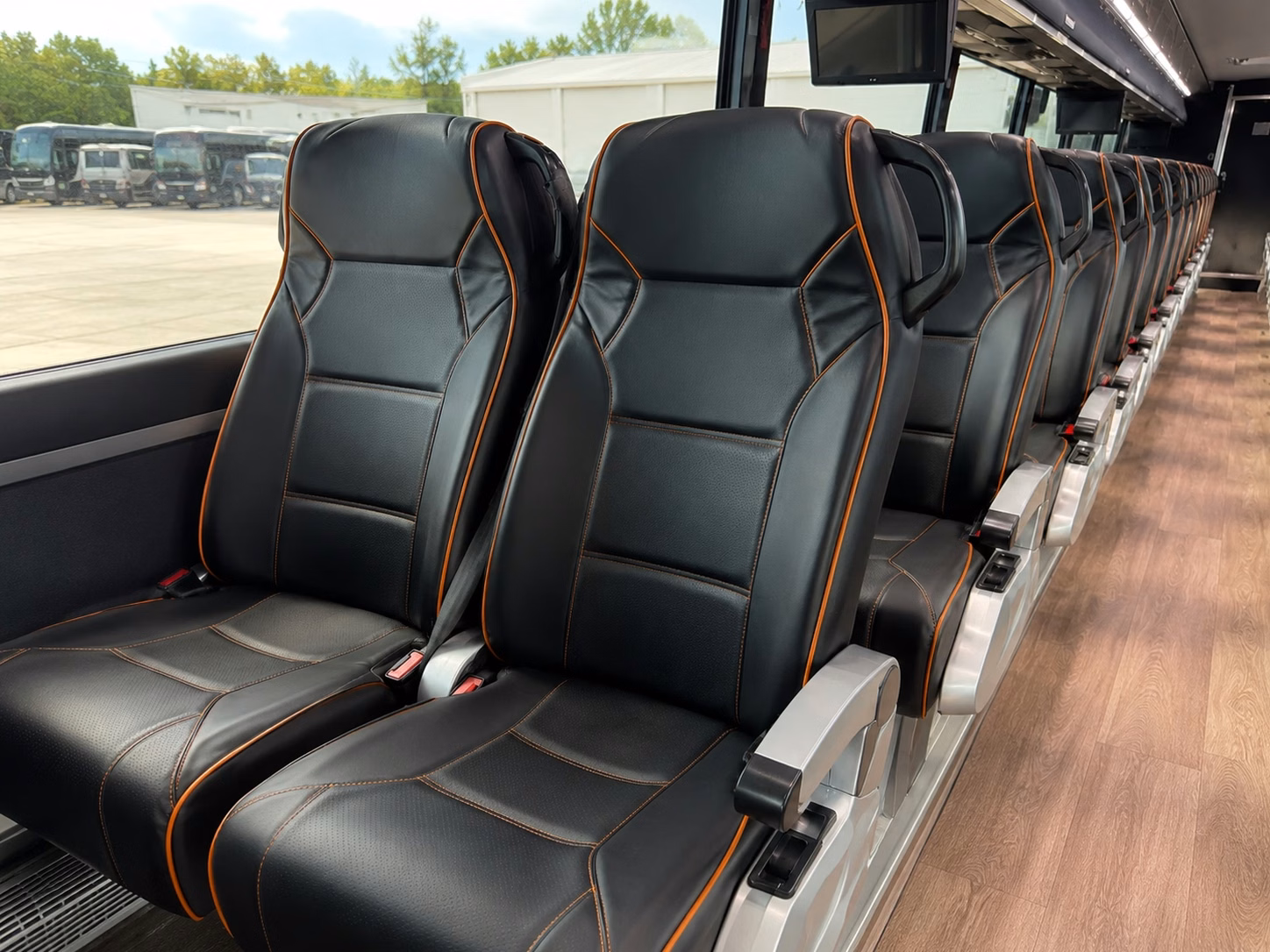 minibus rentals for smaller high point prom groups on a budget
